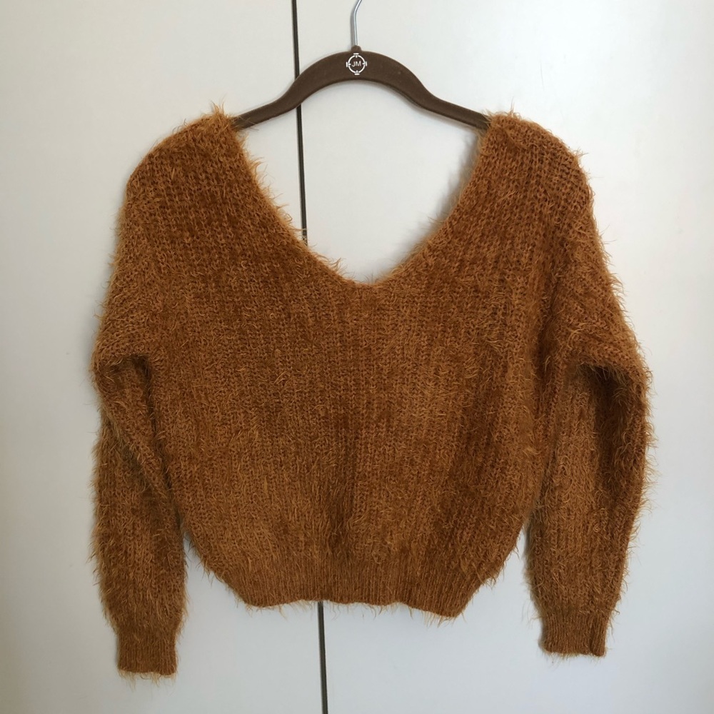 Fall Sweater 🍂 - Picture 5 of 6